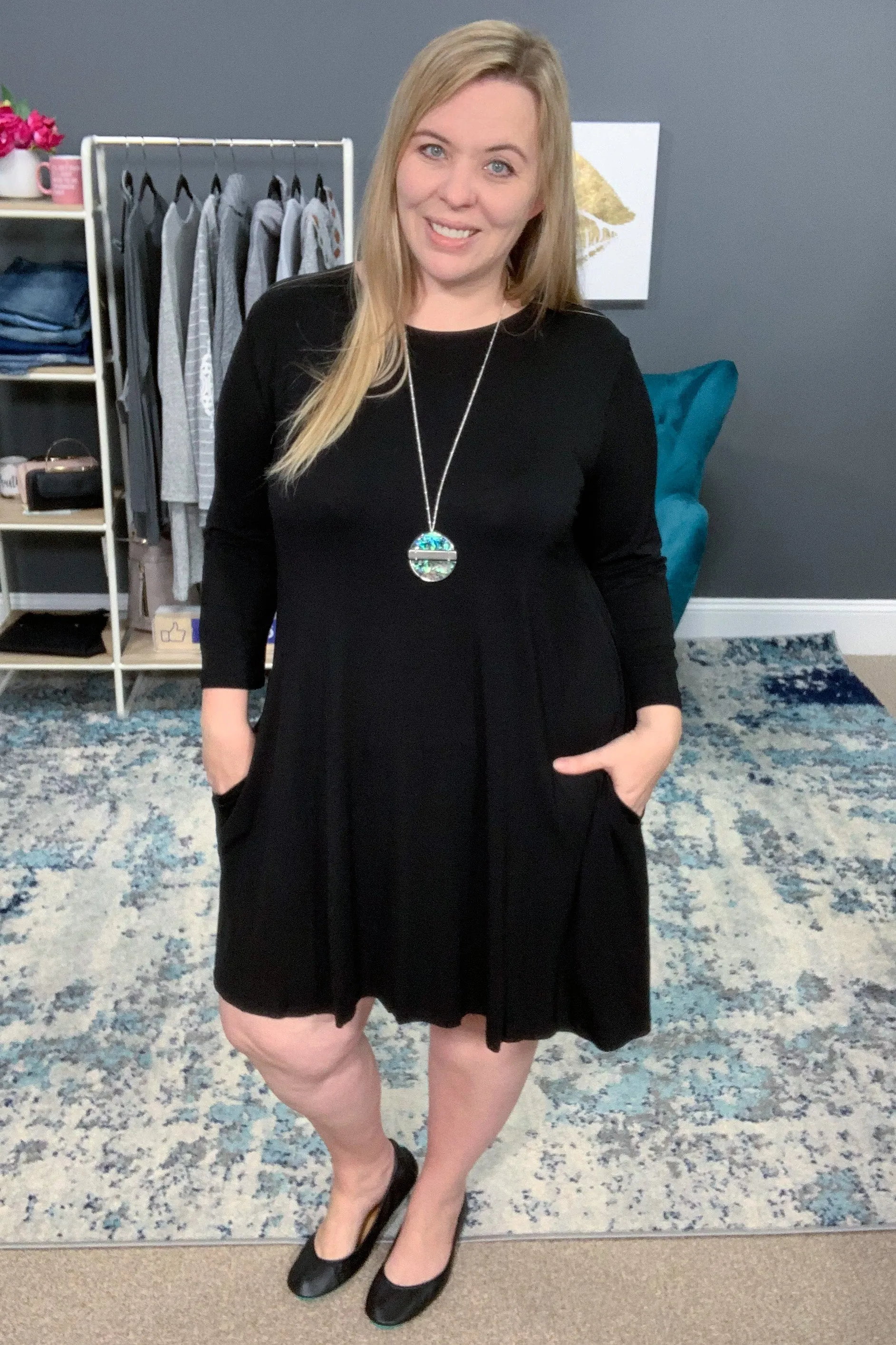 Black 3/4 Sleeve Scoop Swing Dress with Pockets