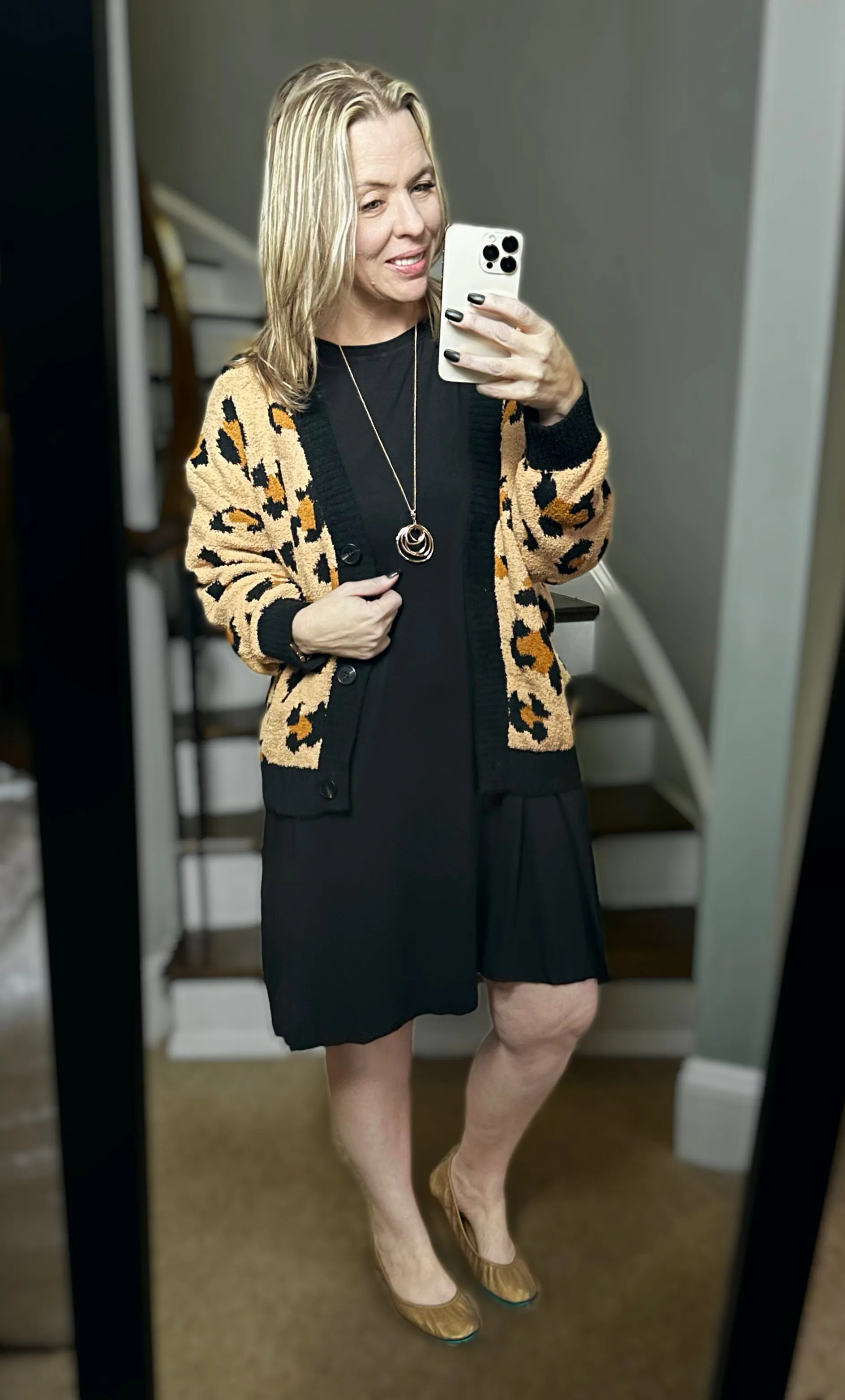 Black 3/4 Sleeve Scoop Swing Dress with Pockets