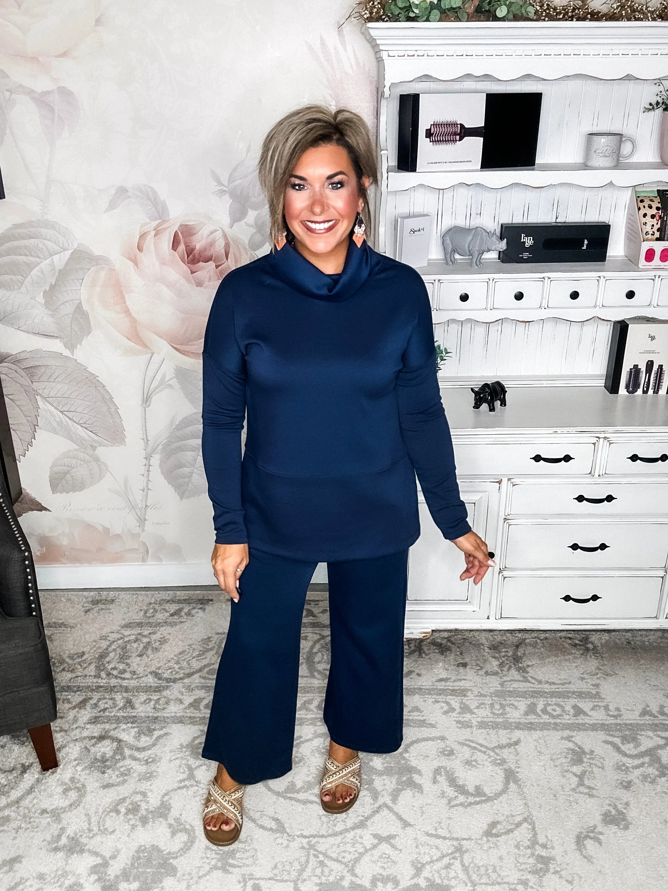Cozy On The Weekend Cowlneck - Navy