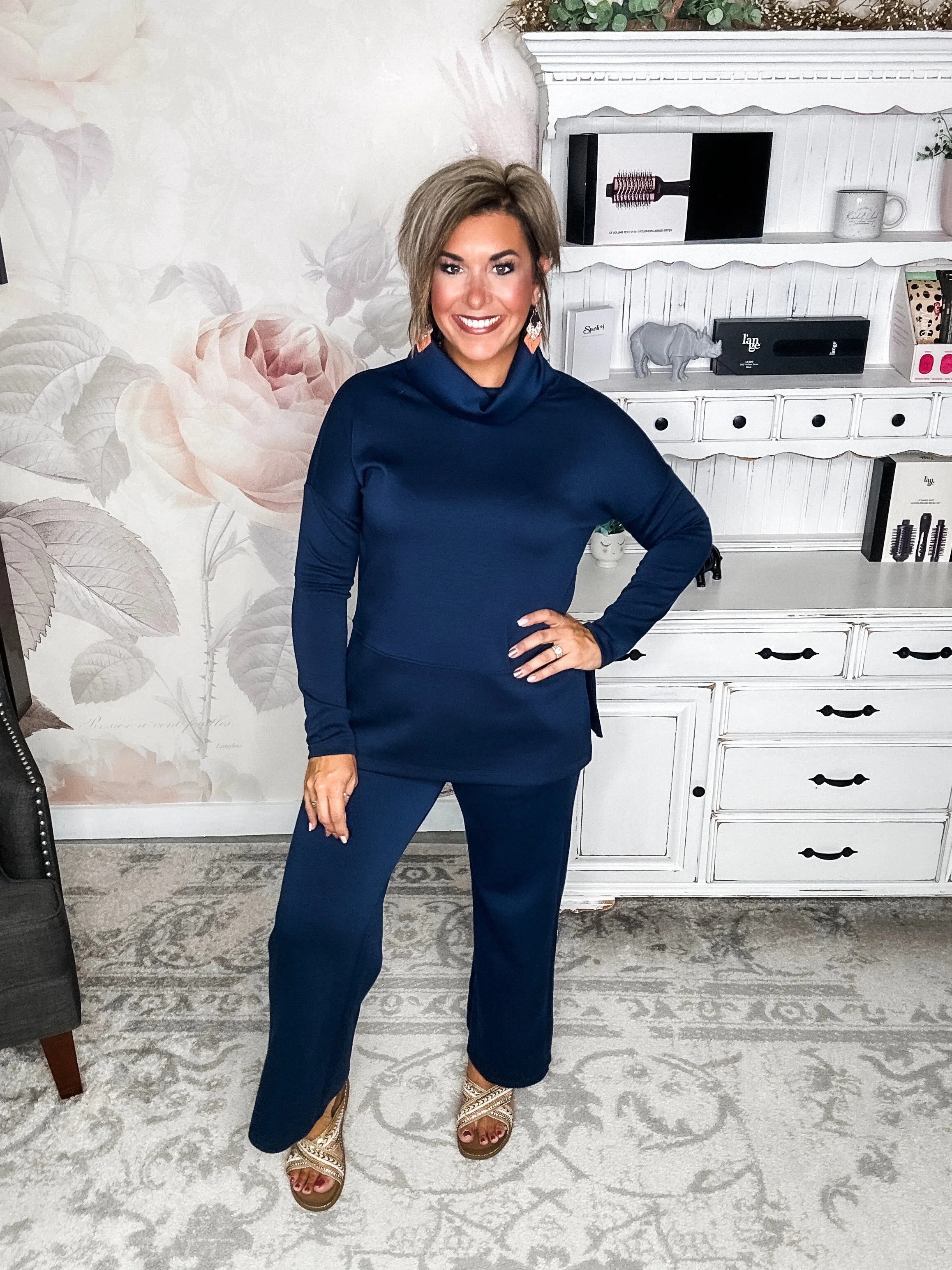 Cozy On The Weekend Cowlneck - Navy