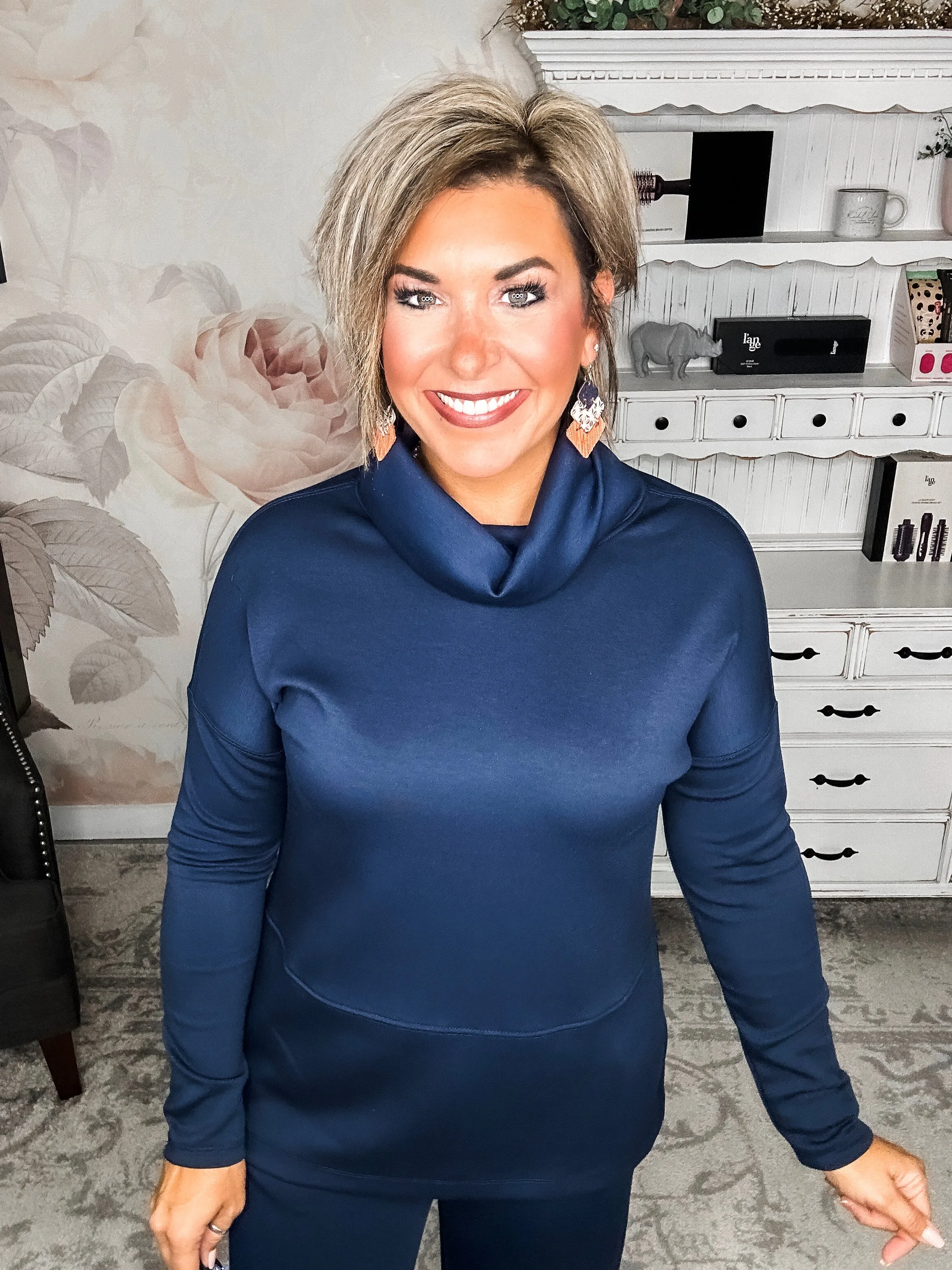 Cozy On The Weekend Cowlneck - Navy