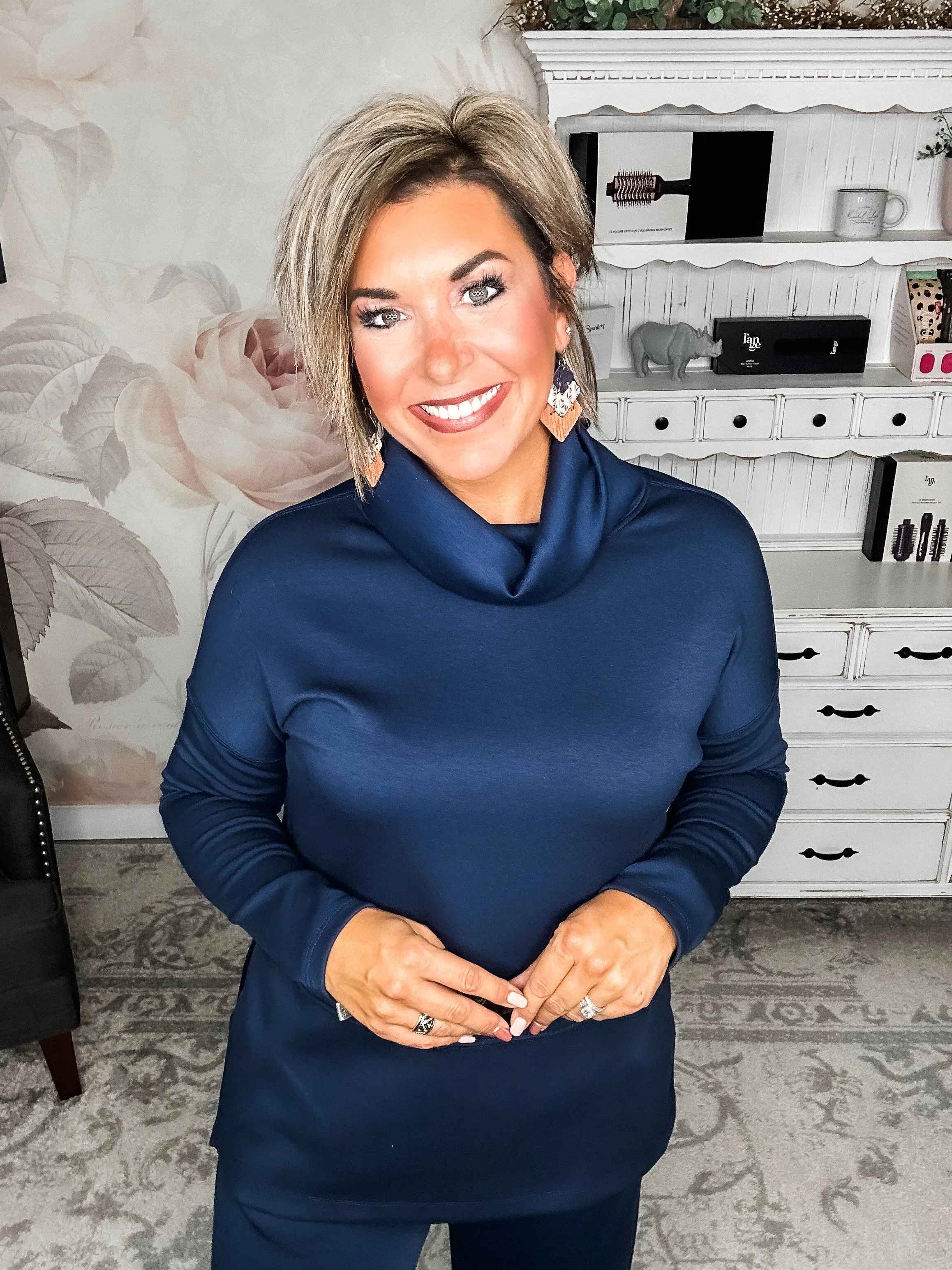 Cozy On The Weekend Cowlneck - Navy